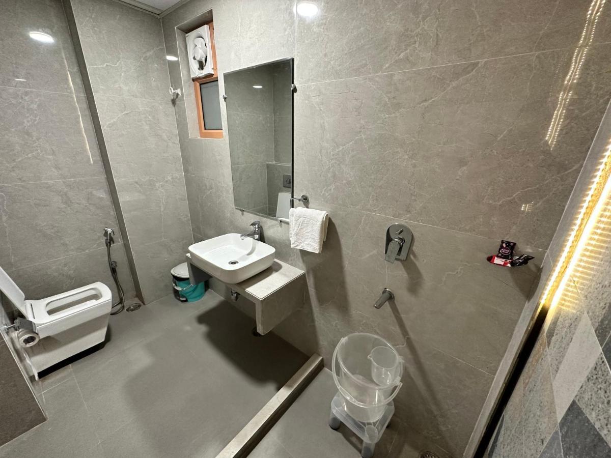 Hotel Pinaka Inn Lucknow Exterior foto