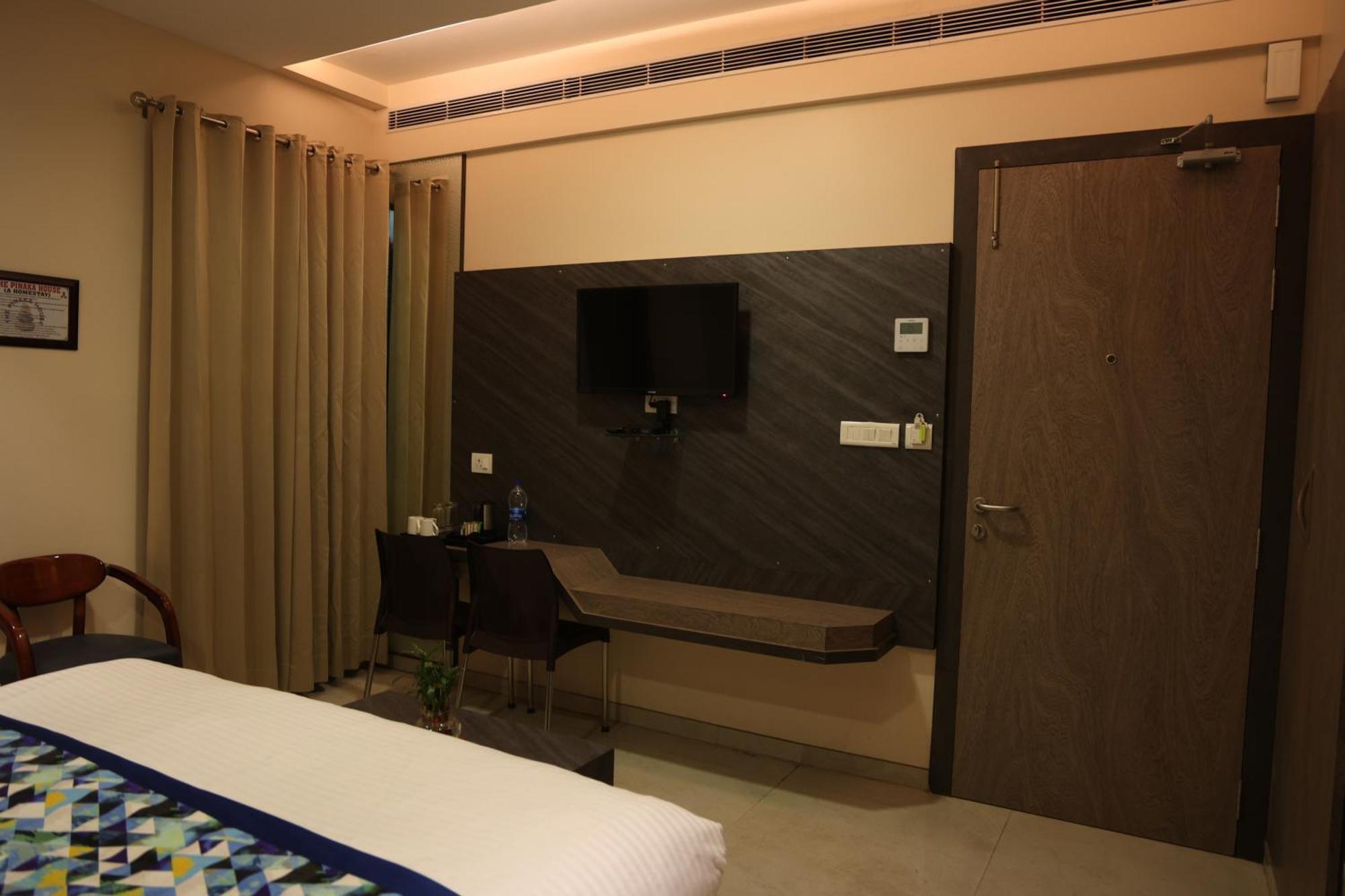 Hotel Pinaka Inn Lucknow Exterior foto